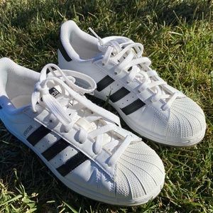 Adidas superstar